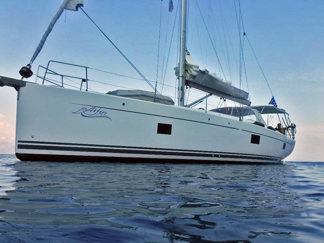 Hanse 508 side